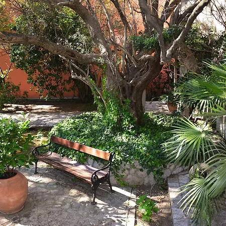 Dubrava Hotel