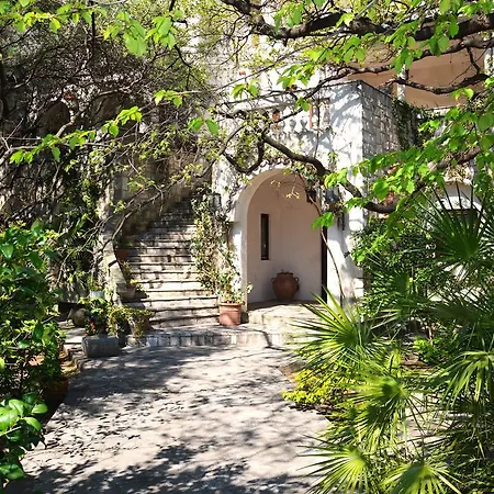 Dubrava Hotel